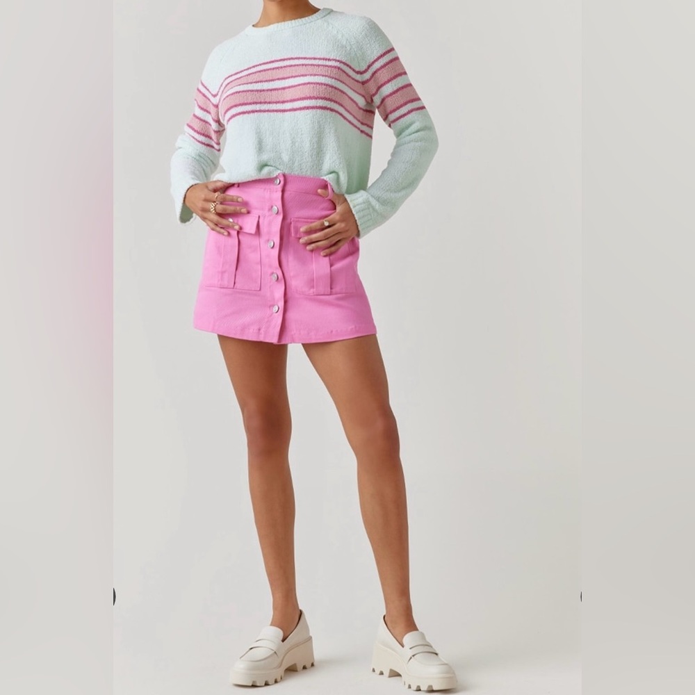 🌷New Francesca’s Margot Cargo Front Button Pink Spring/Summer Skirt🌷 - Picture 3 of 6
